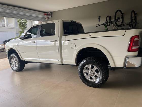 RAM 2500 6.7 I6 TURBO DIESEL LARAMIE CD 4X4 AUTOMÁTICO